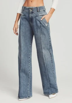 Gladys Jean 9 Gladys Jean -Fashion Loft 210921 RETROFETE ECOMM SET2 SHOT25 4355 scaled