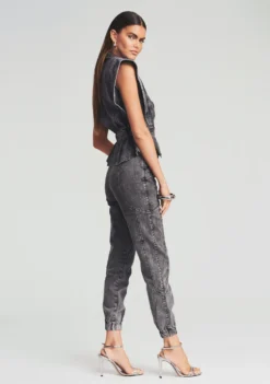 Jackie Vest -Fashion Loft 220111 Retrofete eComm Set2 SHOT 78 5440 dc934f03 39d5 4a67 ac0c 2fb9c09c648b scaled