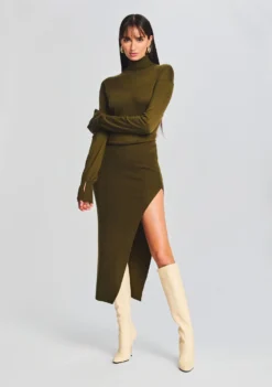 Diana Dress -Fashion Loft Ecommerce Crop 20230816 SET1 DIANADRESSFORTGREENE 2389 ECOMM scaled