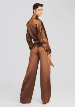 Eliza Pant 8 Eliza Pant -Fashion Loft Ecommerce Crop 220201 Retrofete SHOT 07 0737 eComm 4902a3e1 df21 4bd8 a00f 6cc3419642e4 scaled