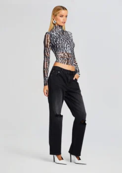 Goldie Jean 7 Goldie Jean -Fashion Loft Ecommerce Crop 23 10 18 GOLDIEJEANS MIDNIGHT 1980 ECOMM scaled