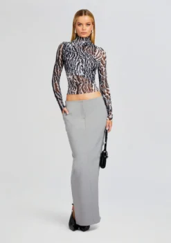 Rylie Wool Skirt 9 Rylie Wool Skirt -Fashion Loft Ecommerce Crop 23 10 18 SANATOP GREYOCELOT 2069 ECOMM 8f645a54 8c25 413e 8576 d663a87bae58 scaled