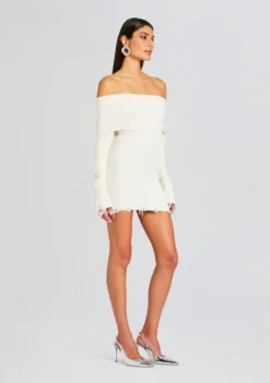 Everleigh Dress -Fashion Loft Ecommerce Crop 23 11 15 EVERLEIGHDRESS WINTERWHITE 1338 ECOMM scaled