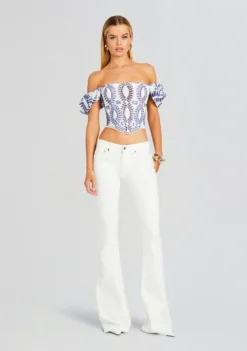 Nivak Top 9 Nivak Top -Fashion Loft Ecommerce Crop 23 11 16 NIVAKTOP KLEINBLUE 2159 ECOMM scaled