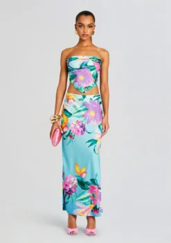 Ocean Skirt -Fashion Loft Ecommerce Crop 23 11 16 OCEANDRESS2004 TURQUOISE 2804 ECOMM e872159d 2575 4be4 979d 82cc4d81acff scaled