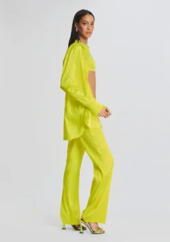 Cayne Silk Shirt 7 Cayne Silk Shirt -Fashion Loft Ecommerce Crop 230111 SET1 Shot 31 4939 eComm eComm scaled