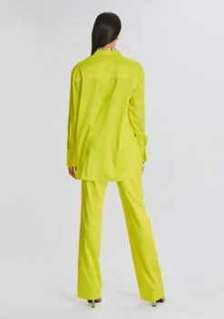 Cayne Silk Shirt 8 Cayne Silk Shirt -Fashion Loft Ecommerce Crop 230111 SET1 Shot 31 5017 eComm eComm scaled