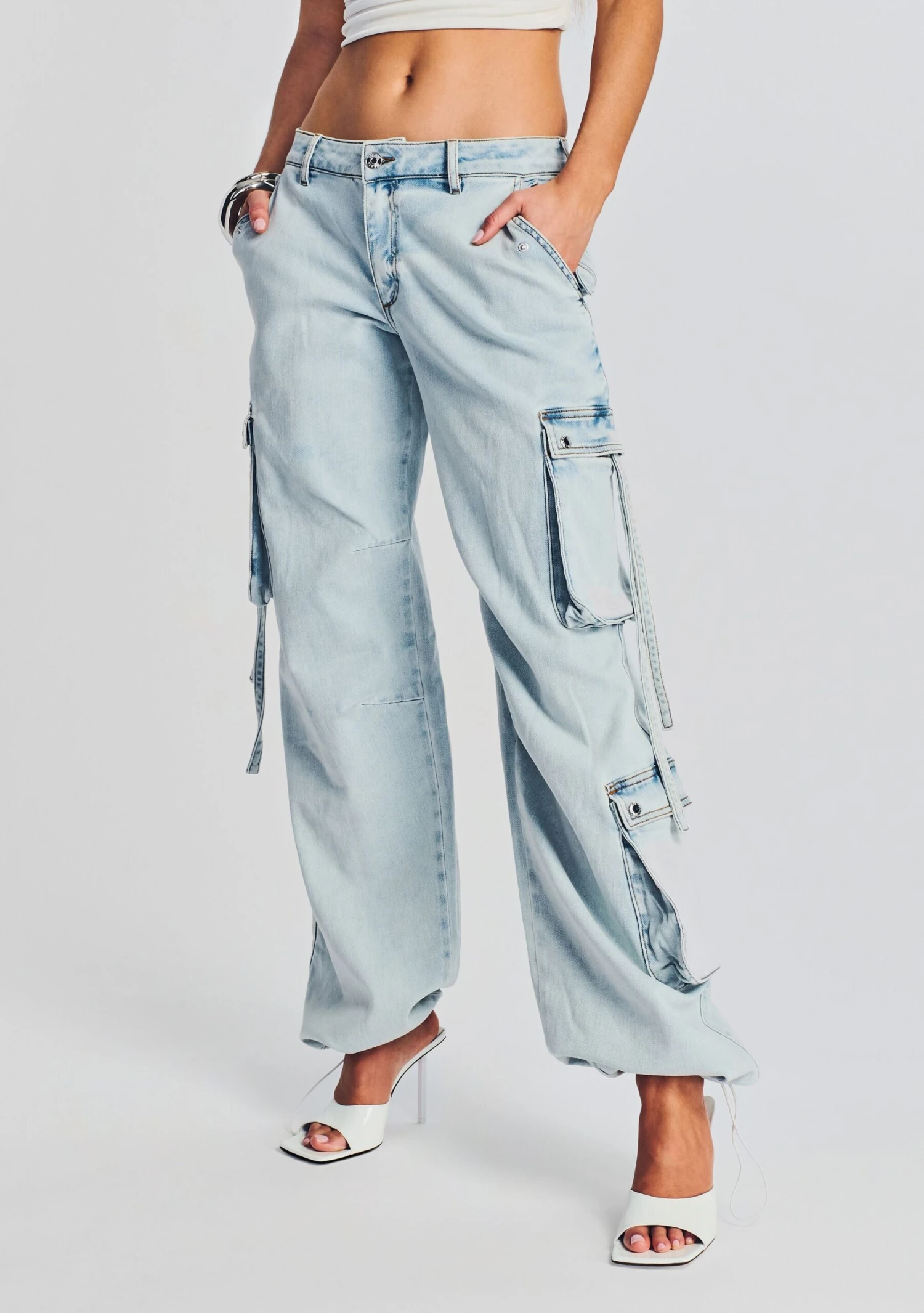 Samira Low Rise Cargo Jean 1 Samira Low Rise Cargo Jean