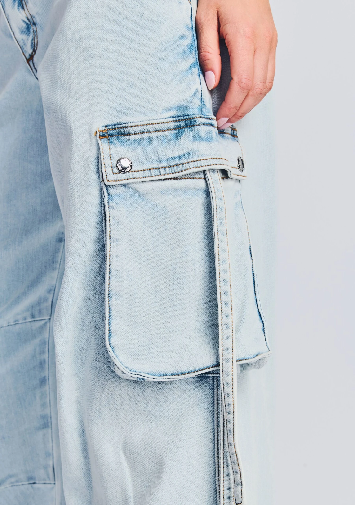 Samira Low Rise Cargo Jean 5 Samira Low Rise Cargo Jean - Image 5