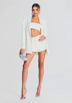 Drew Short 9 Drew Short -Fashion Loft Ecommerce Crop 230510 Set2 SHOT 04 0482 eComm ec61dcd7 29cd 4107 9670 64f86ecb6e92 scaled