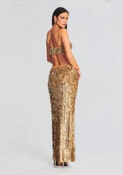 Steffy Feather Sequin Skirt -Fashion Loft Ecommerce Crop 230516 SET2 SHOT 20 1712 eComm scaled