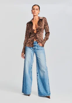 Fiona Jean 9 Fiona Jean -Fashion Loft Ecommerce Crop 230718 SET2 OLSENTOP MONETBRA 4268 ECOMM a2cb63fc 8b97 492d be34 6b8ba07c3fe7 scaled