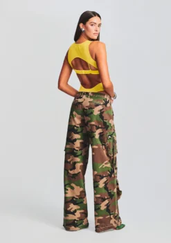 Jane Cargo Pant 8 Jane Cargo Pant -Fashion Loft Ecommerce Crop 230718 SET2 VIOLETBODYSUIT MONETBRALETTE JANECARGOPANT 2669 ECOMM scaled