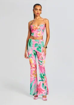 Megan Pant 9 Megan Pant -Fashion Loft Ecommerce Crop 231128 MEGANTOP MEGANPANT 1094 ECOMM a8d4529f dd72 47c6 9494 68bf0ca249ff scaled