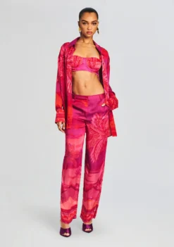 Soma Oversized Shirt -Fashion Loft Ecommerce Crop 231128 SOMABANDEAU SOMASHIRT SOMAPANTS 0330 ECOMM 8875d69d b423 41a9 9330 29c7ef795945 scaled