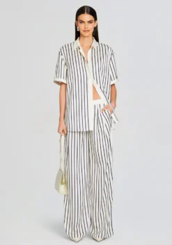 Davey Blouse 9 Davey Blouse -Fashion Loft Ecommerce Crop 24 01 11 DAVEYBLOUSE DIXONPANT NAVYIVORYSTRIPE 0467 ECOMM scaled