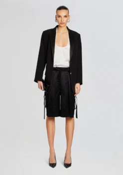 Dori Silk Top -Fashion Loft Ecommerce Crop 24 02 15 DORITOP WHITE MAESHORT BLACK 1349 ECOMM scaled