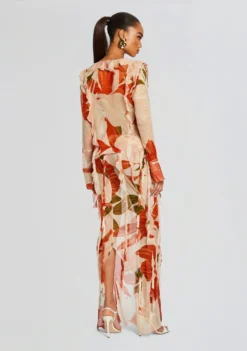 Shae Silk Top 8 Shae Silk Top -Fashion Loft Ecommerce Crop 24 02 15 SHAETOP SYBILSKIRT NEUTRALBOTANICAL 2197 ECOMM scaled