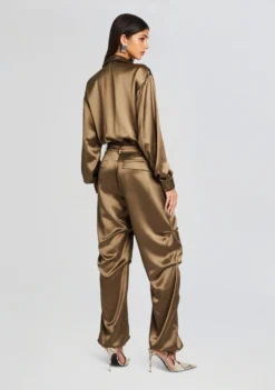 Robin Jumpsuit -Fashion Loft Ecommerce Crop 24 02 16 ROBINJUMPSUIT MILITARYGREEN 983 ECOMM scaled