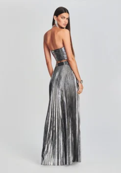 Cressida Skirt -Fashion Loft Ecommerce Crop RF eComm 221018 Set2 SHOT 03 0340 8553678d 28b1 4d73 a6e7 38ae67ecb21e scaled