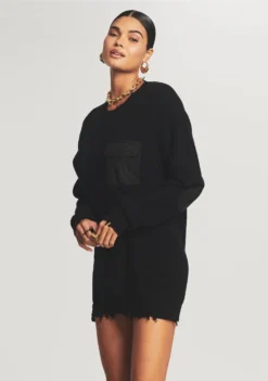 Devin Sweater -Fashion Loft SHOT 6 1184 0a1983e2 ae19 4d61 84a9 0604c2c506dc scaled